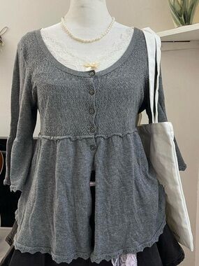 LOFT Gray Peplum Button-Front Knit Top